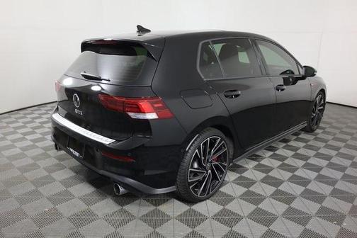 2024 Volkswagen Golf GTI 2.0T Autobahn