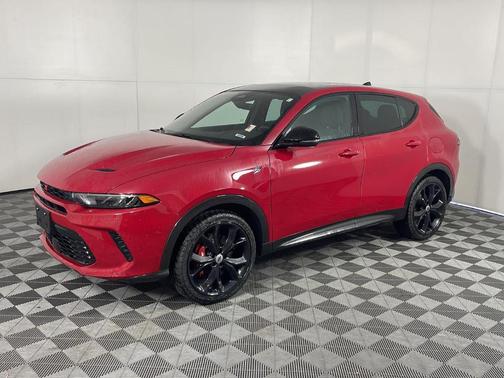 HOT TAMALE 2024 Dodge Hornet R/T Plus