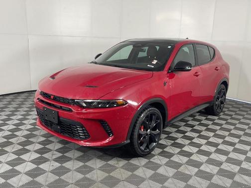 HOT TAMALE 2024 Dodge Hornet R/T Plus