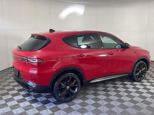 HOT TAMALE 2024 Dodge Hornet R/T Plus