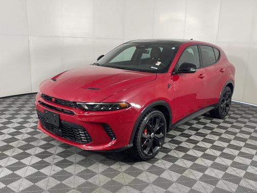 HOT TAMALE 2024 Dodge Hornet R/T Plus