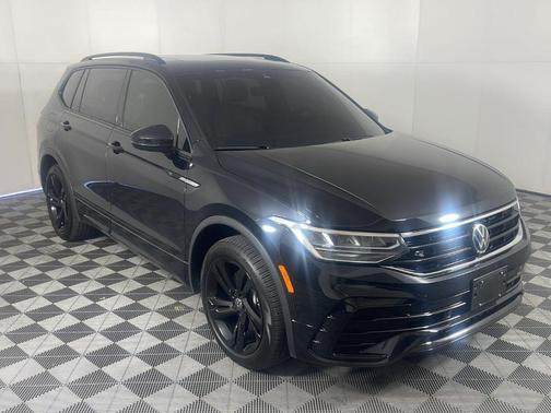 2024 Volkswagen Tiguan 2.0T SE R-Line Black