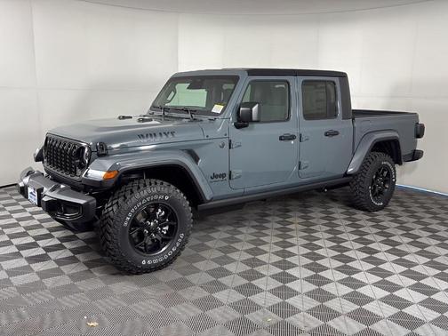 2026 Jeep Gladiator Sport
