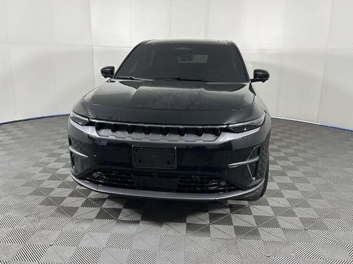 2025 Jeep Wagoneer S Launch Edition