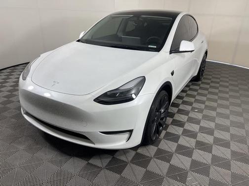 2025 Tesla Model Y Performance