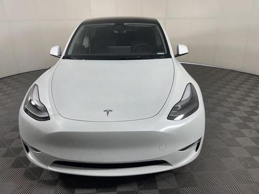 2025 Tesla Model Y Performance