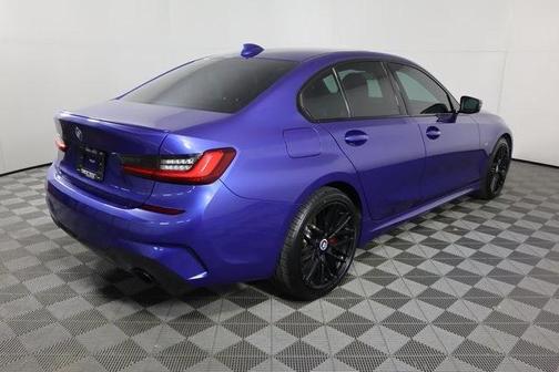 2022 BMW 330e 330e