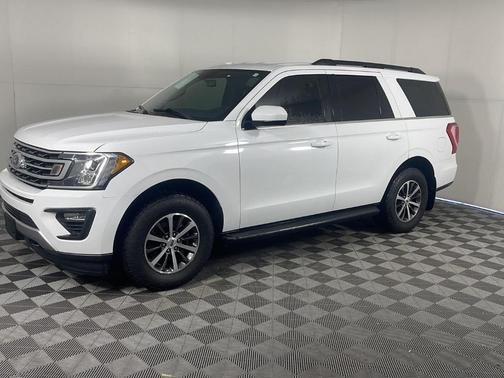 Oxford White 2018 Ford Expedition XLT