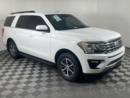 Oxford White 2018 Ford Expedition XLT