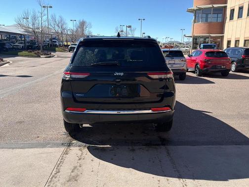 Diamond Black 2022 Jeep Grand Cherokee 4xe Base