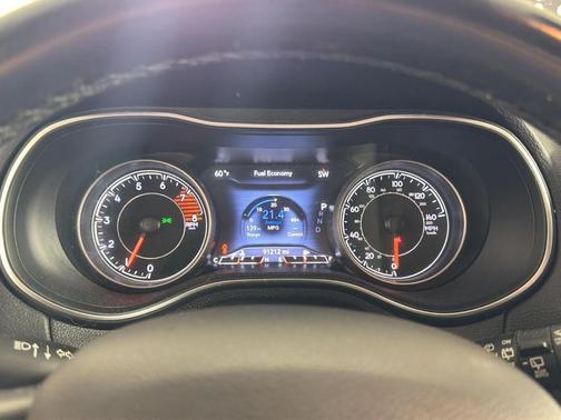 Diamond Black 2020 Jeep Cherokee Limited