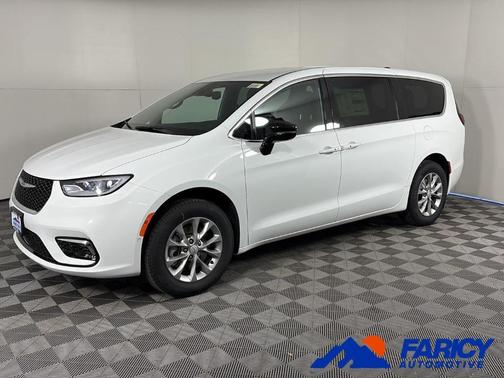 White 2026 Chrysler Pacifica Select