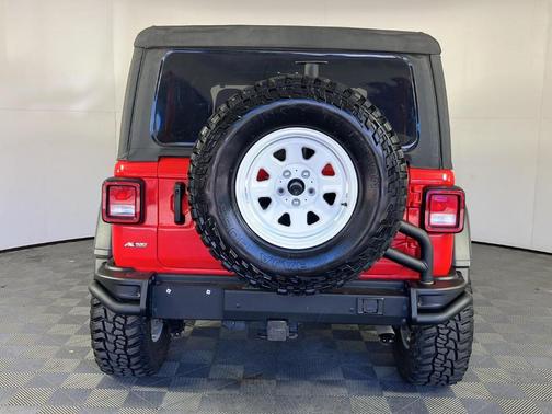 Firecracker Red Clearcoat 2021 Jeep Wrangler Rubicon