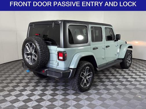 Earl Clearcoat 2024 Jeep Wrangler 4xe Sport