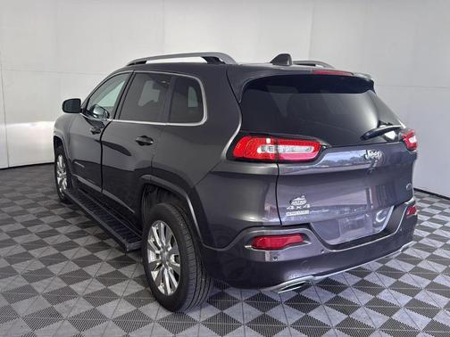 2018 Jeep Cherokee Overland