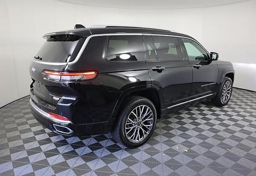 2021 Jeep Grand Cherokee L Summit