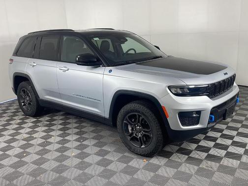 2024 Jeep Grand Cherokee 4xe Trailhawk Carb State Pkg