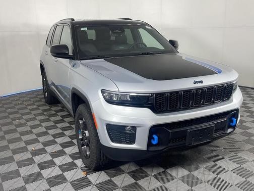 2024 Jeep Grand Cherokee 4xe Trailhawk Carb State Pkg