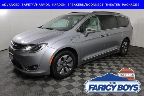 2019 Chrysler Pacifica Hybrid Limited