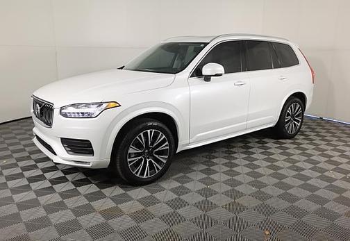 2020 Volvo XC90 T5 Momentum 7 Passenger