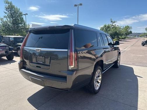 2020 Cadillac Escalade ESV Platinum