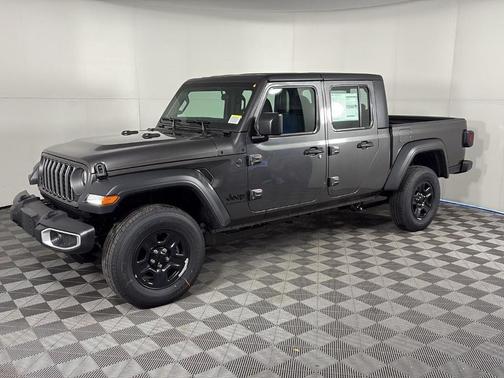 2026 Jeep Gladiator Sport