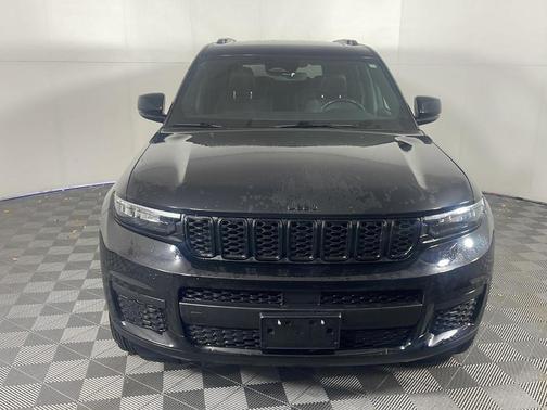 2022 Jeep Grand Cherokee L Laredo