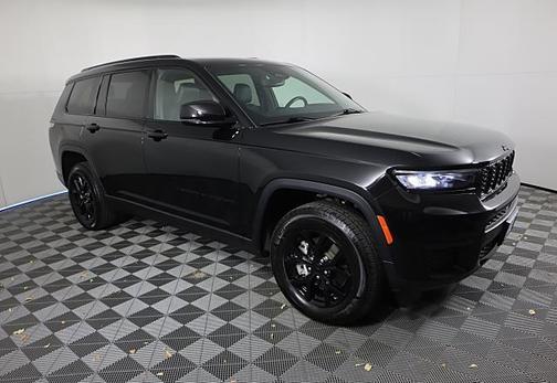 2022 Jeep Grand Cherokee L Laredo
