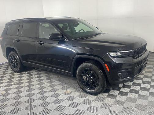 2022 Jeep Grand Cherokee L Laredo