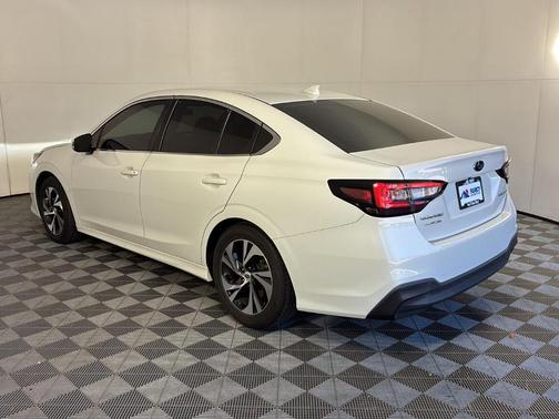 Crystal White Pearl 2020 Subaru Legacy Premium