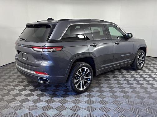 2023 Jeep Grand Cherokee 4xe Overland