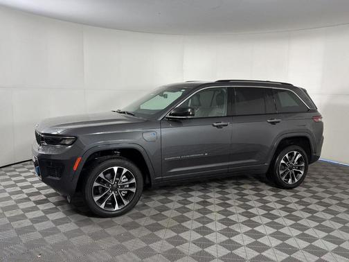 2023 Jeep Grand Cherokee 4xe Overland