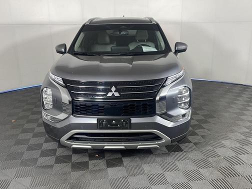 2023 Mitsubishi Outlander SEL