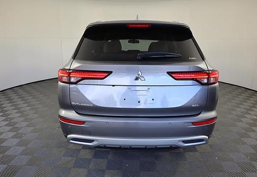 2023 Mitsubishi Outlander SEL