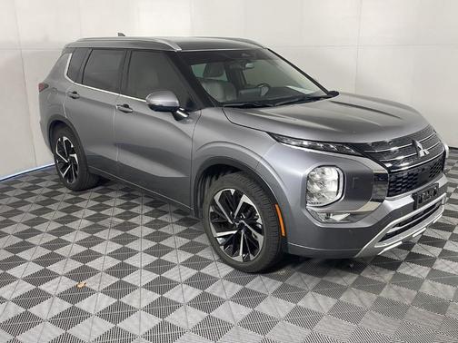 2023 Mitsubishi Outlander SEL