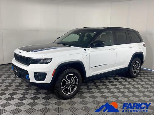 Bright White Clearcoat 2023 Jeep Grand Cherokee 4xe Trailhawk