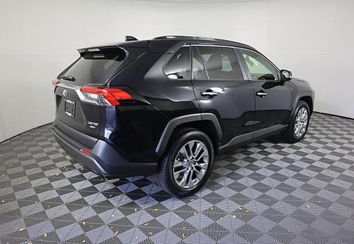 2019 Toyota RAV4 Limited
