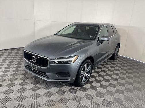 2018 Volvo XC60 T6 Momentum