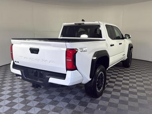 Ice 2024 Toyota Tacoma TRD Off Road