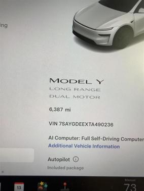 2026 Tesla Model Y Base