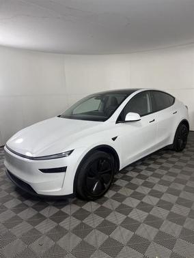 2026 Tesla Model Y Base