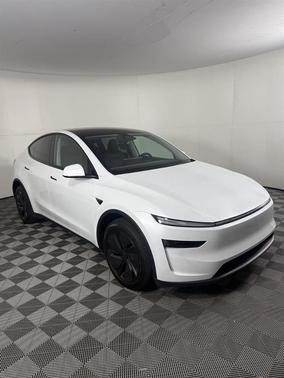2026 Tesla Model Y Base
