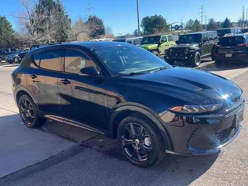 8 BALL 2024 Dodge Hornet R/T Plus