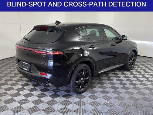 8 BALL 2024 Dodge Hornet R/T Plus