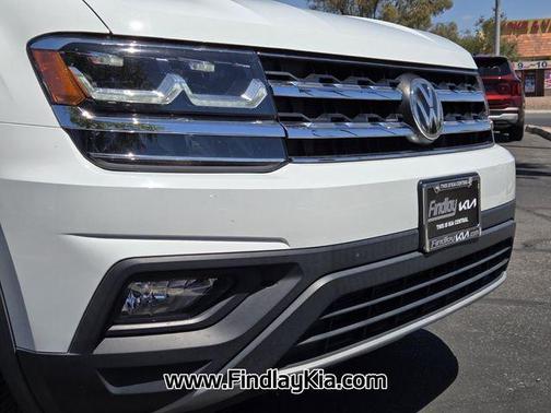 Pure White 2019 Volkswagen Atlas 3.6L SE w/Technology