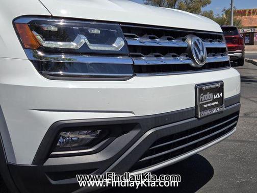 Pure White 2019 Volkswagen Atlas 3.6L SE w/Technology