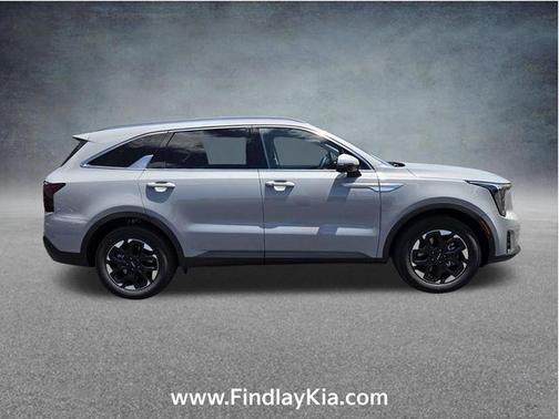 Wolf Gray 2026 Kia Sorento S