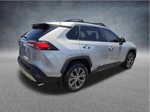 Silver Sky Metallic 2022 Toyota RAV4 Hybrid Limited