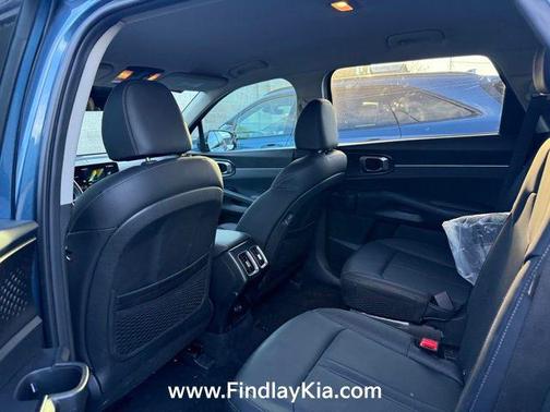 2025 Kia Sorento Hybrid EX