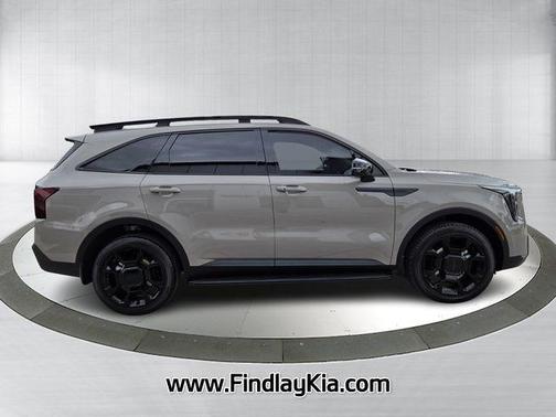 2025 Kia Sorento EX